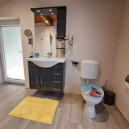 In Den Gaerten 公寓 *